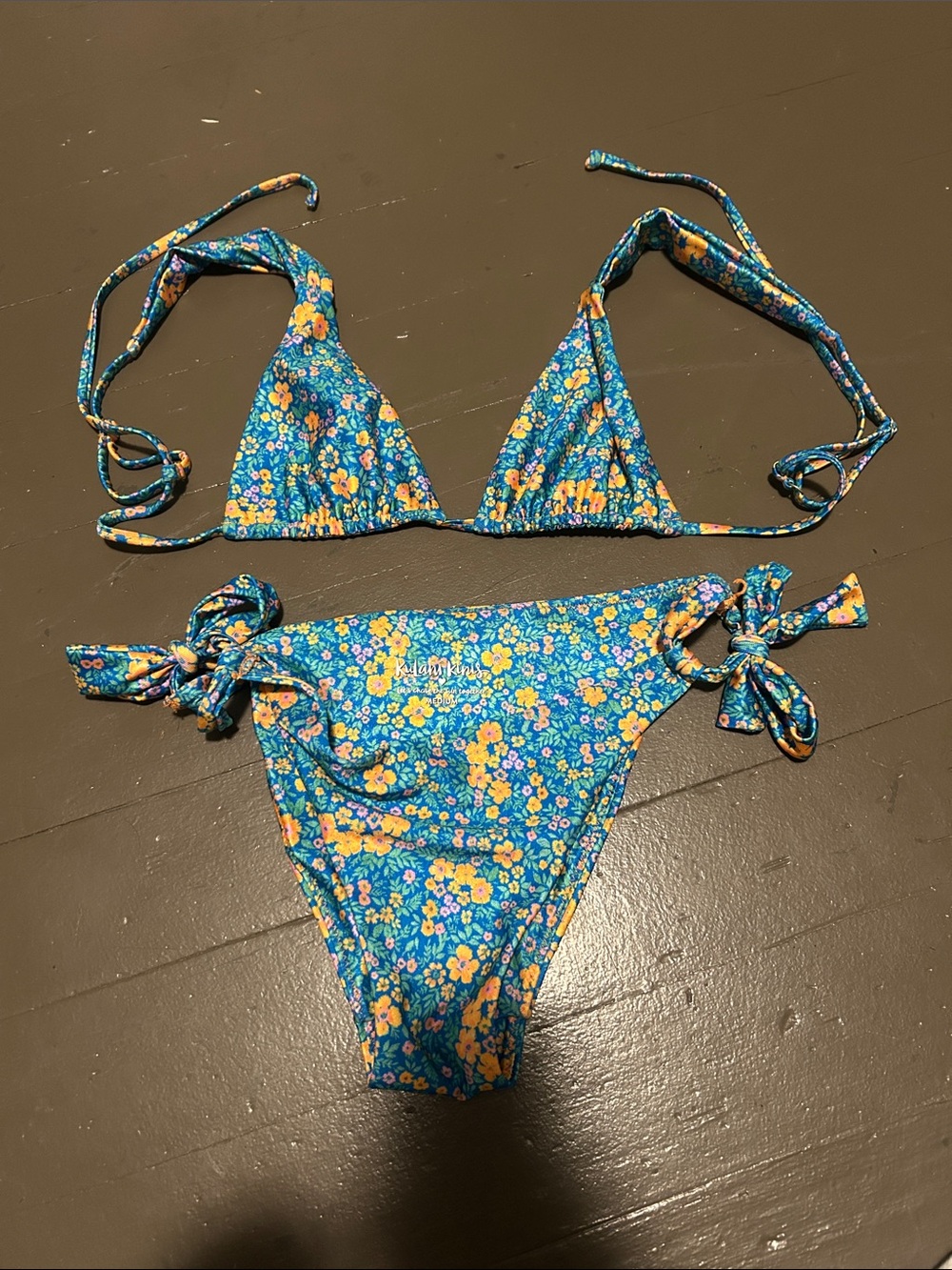 Kulani Kinis Floral Set Size M